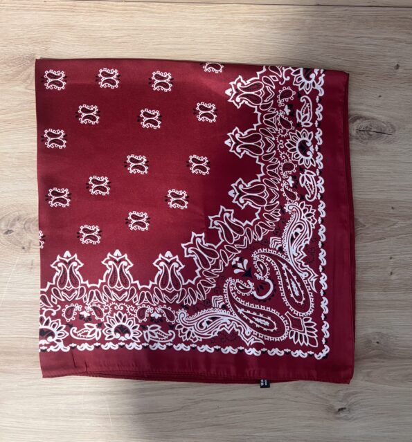 bandana granate moda tendencia mujer