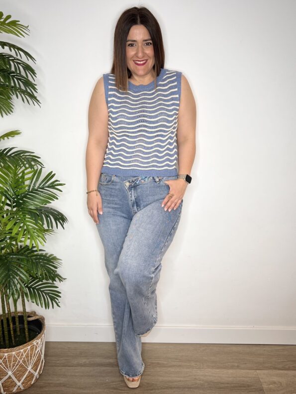 moda mujer top jersey ondas calados azul