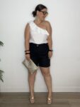 top algodón asimétrico con volante moda mujer verano 2025