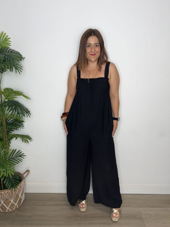 mono largo pantalon fluido con bolsillos moda mujer verano