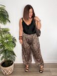 pantalón bombacho animal print marron negro tendencia otoño inviero 2025