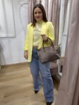 blazer amarilla manga fruncida solapa mujer tendencia moda