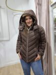 plumas Chaquetón Acolchado Marrón Moka con Capucha