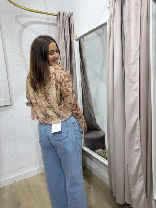 blusa gasa bajo engomado tendencia moda mujer 35 a 45 años