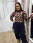 blusa-boho-estampada-volante-nido mujeres 35 a 45 años